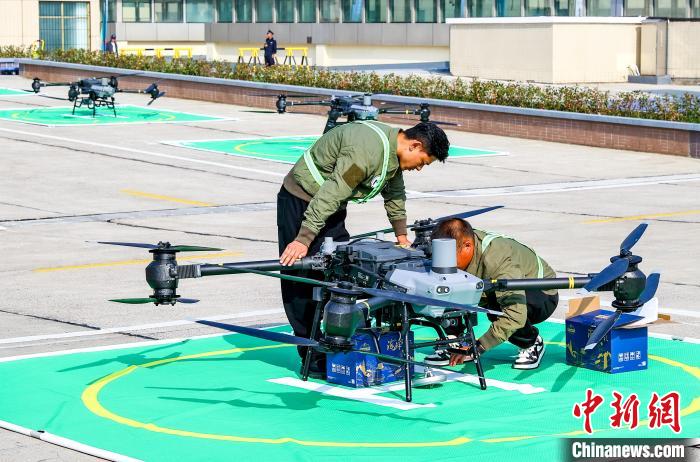 低空經(jīng)濟網(wǎng)2024：武漢低空飛行航線“上新” 貨物空中直達(dá)市