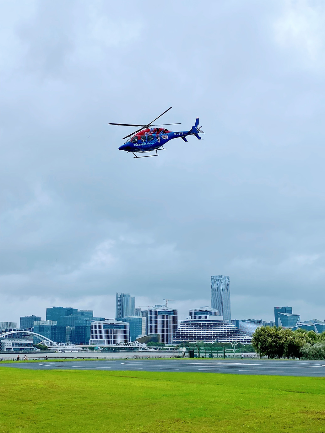 低空| 上海黃浦江低空觀光游國慶日首飛，“空中打卡”有何不一樣？