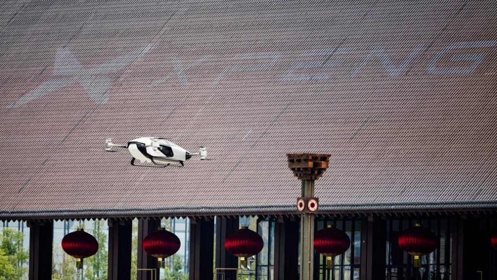 低空經濟報2025： 小鵬匯天創始人：現在的低空經濟就像十年前新能源車，未來是美