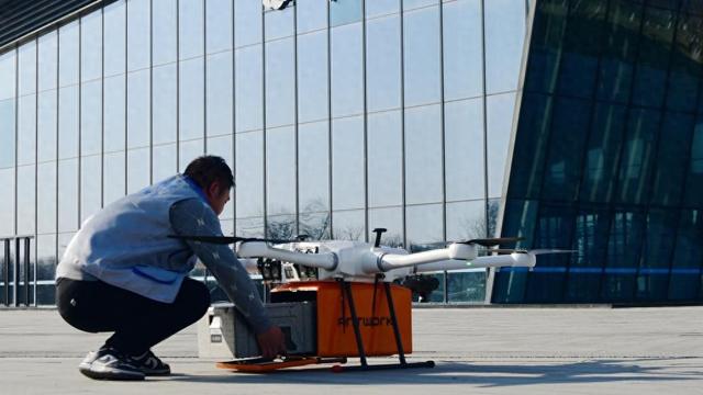 低空經濟報： 低空經濟何以成為戰略性新興產業？