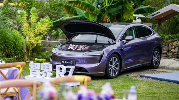 低空： 智界R7大定超3萬(wàn)！Model Y會(huì)越來(lái)越難賣