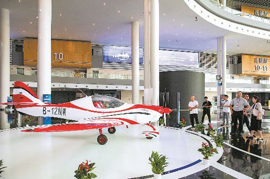 低空經(jīng)濟(jì)報： 2024技術(shù)筑基 低空展翼